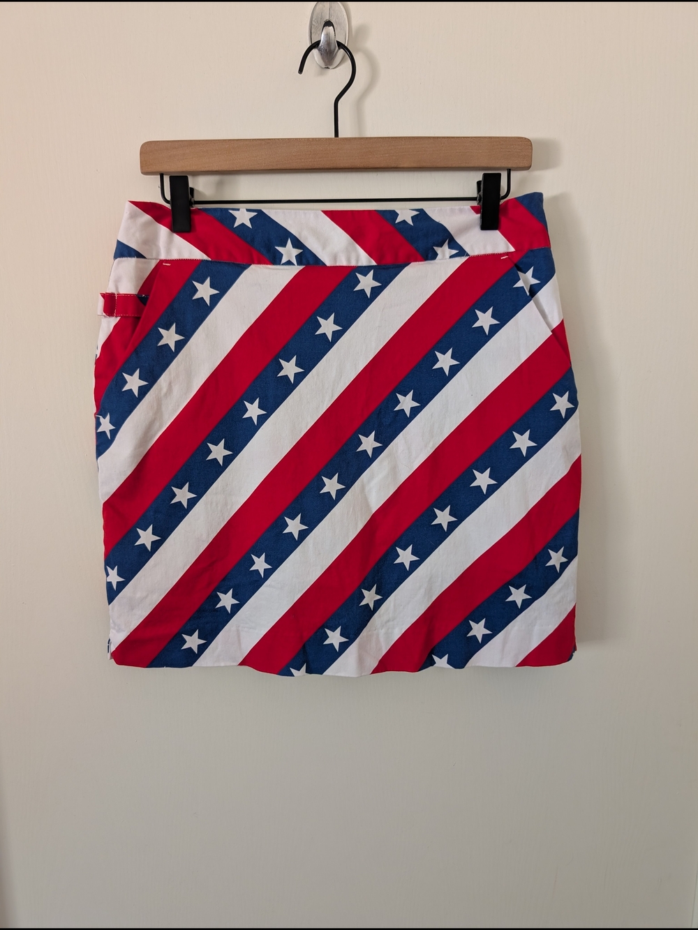 Royal & Awesome Womens 8 Patriotic Mini Golf Skirt Red White Blue Stars Stripes - Picture 1 of 6